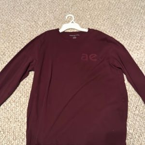 Long sleeve red t-shirt great condition barely worn
